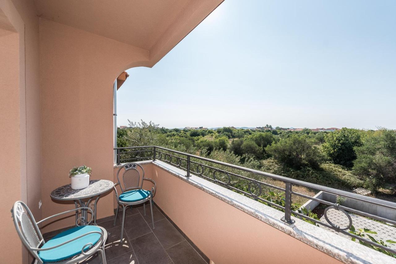 Luxury Apartments Garden Sukošan Dış mekan fotoğraf